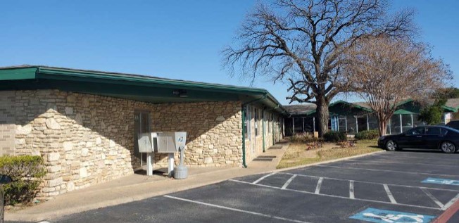 Mustang Plaza Euless Blvd